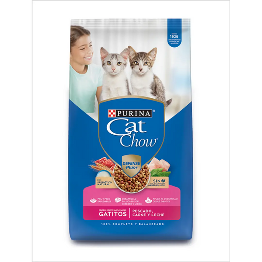 Fórmula de comida para gatitos Cat Chow Mundotito de 19,5 kg en envase grande, ideal para la alimentación de felinos jóvenes.